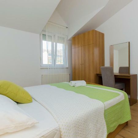 Apartmani Skelin***/**** Kaštela Eksteriør bilde