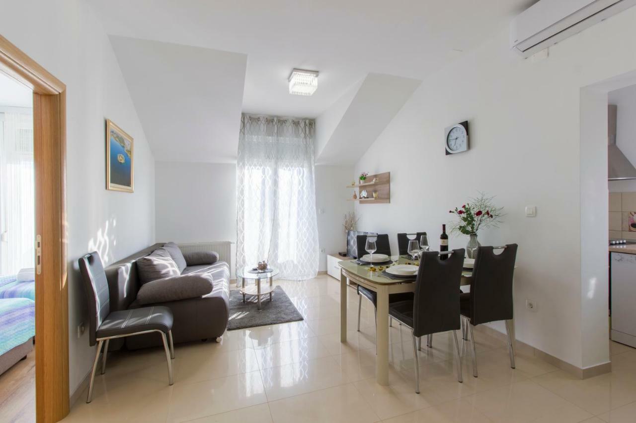 Apartmani Skelin***/**** Kaštela Eksteriør bilde