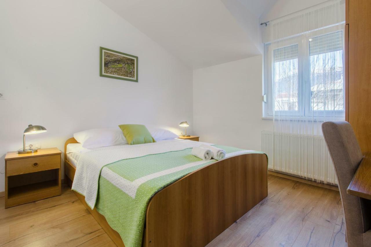 Apartmani Skelin***/**** Kaštela Eksteriør bilde