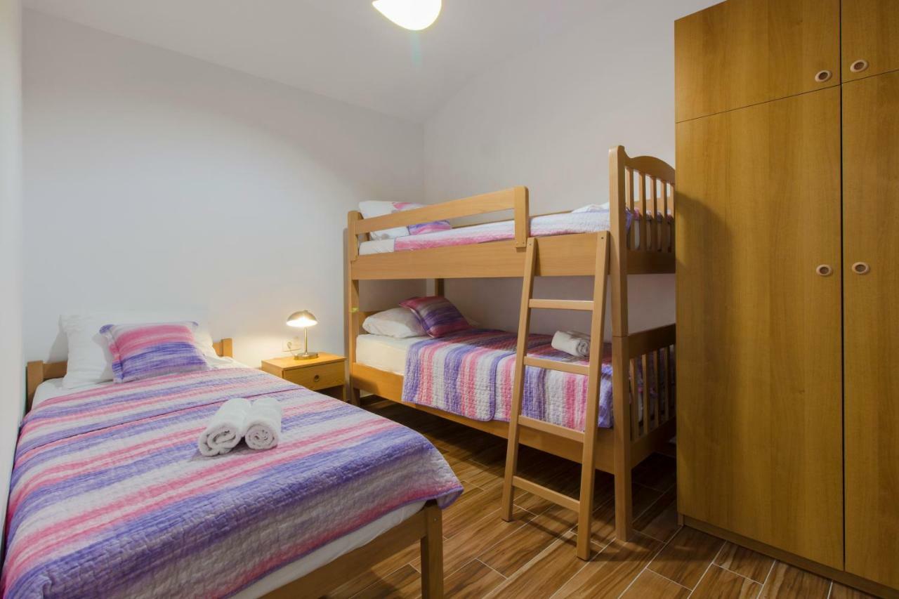 Apartmani Skelin***/**** Kaštela Eksteriør bilde